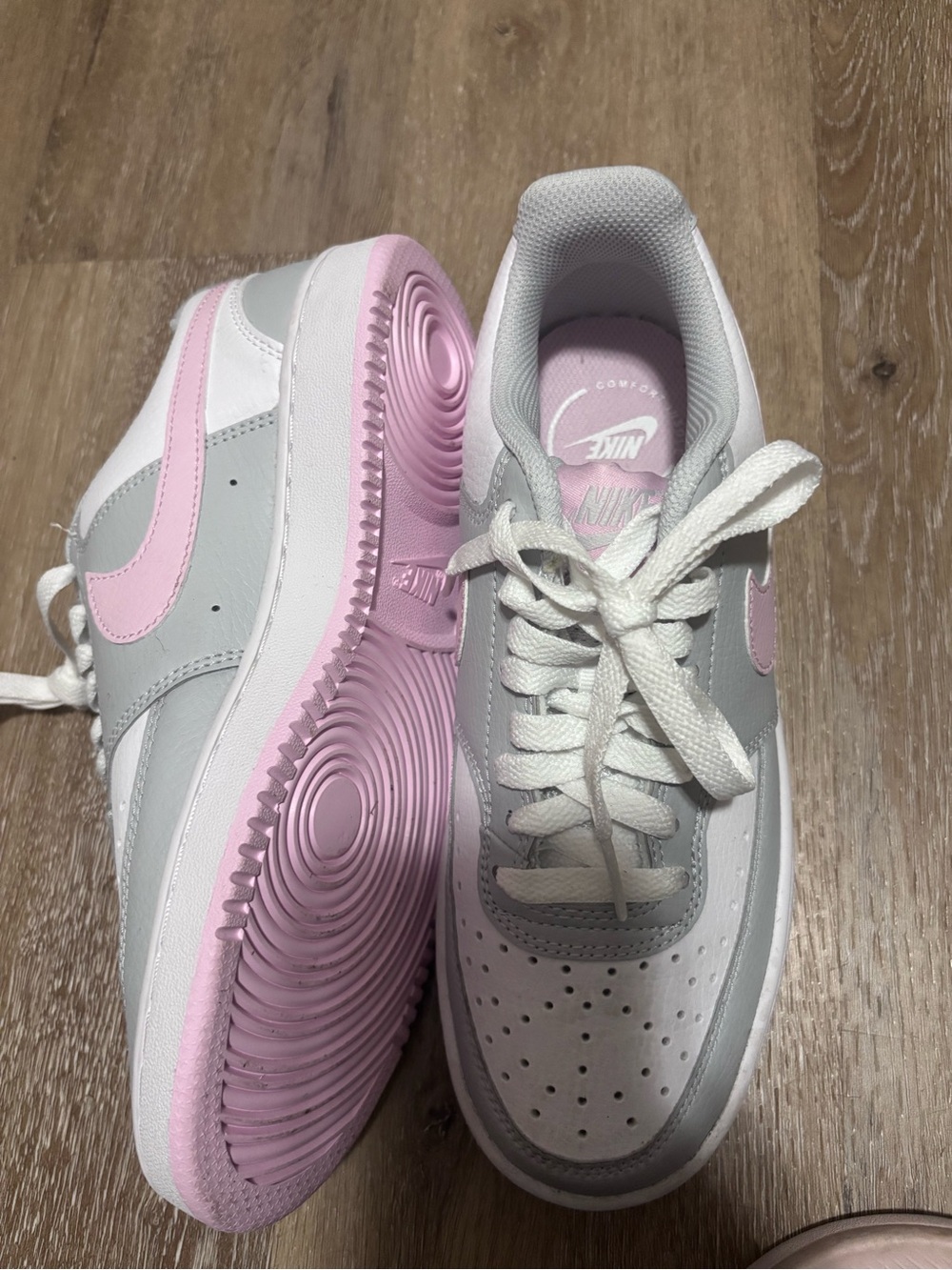 Nike Women’s Low-Top Sneakers in Gray, White & Pink